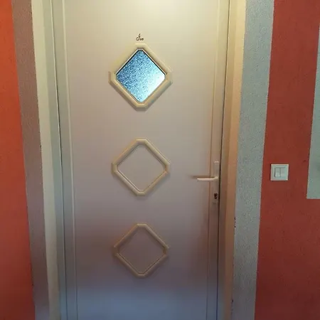 Eni Apartman