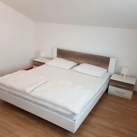 Eni Apartman Lovran