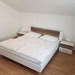 Eni Apartman Lovran